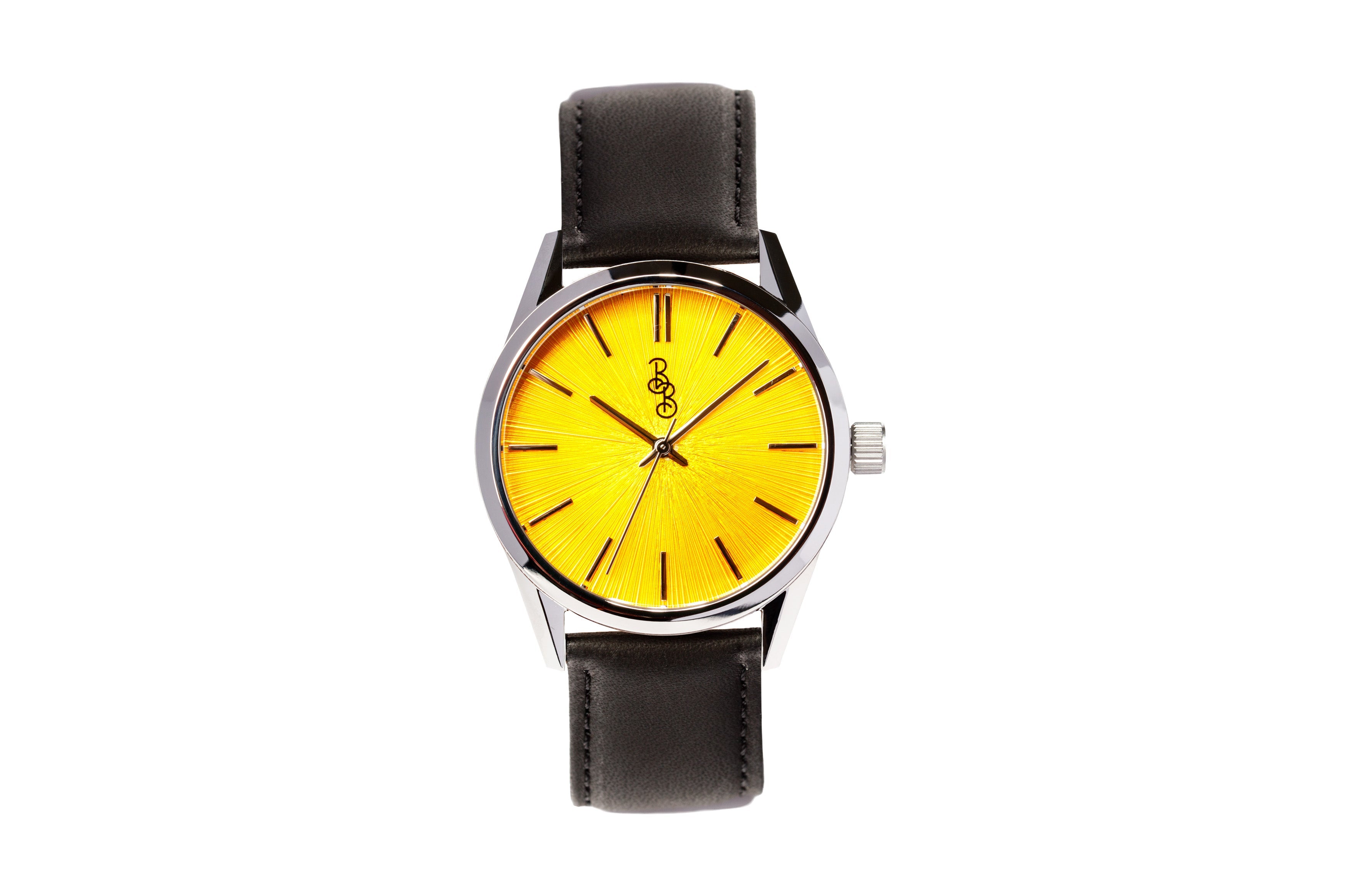 Montre à cadran jaune éclatant