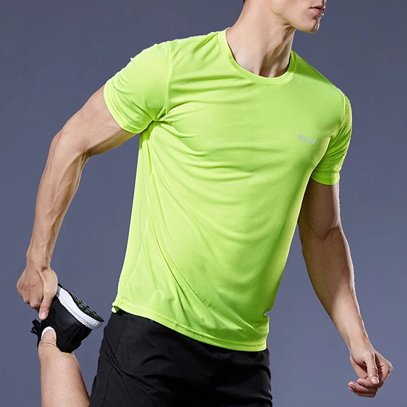 Summer Men Ice Silk t Shirt Short Sleeve t-Shirt Breathable Casual Tops Shirts Quick Dry Running Gym t-Shirts For Men Clothing