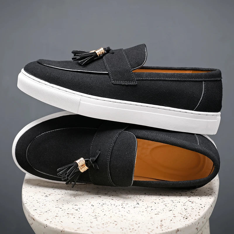 Luxury Dress Shoes for Men Comfy Brand Gentleman Tasseled Loafers Outdoor Shoes Leisure Walk Male Moccasins Suede Leather Man