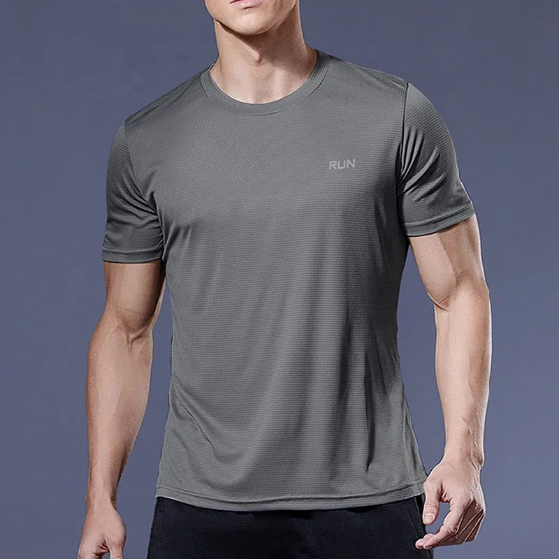 Summer Men Ice Silk t Shirt Short Sleeve t-Shirt Breathable Casual Tops Shirts Quick Dry Running Gym t-Shirts For Men Clothing