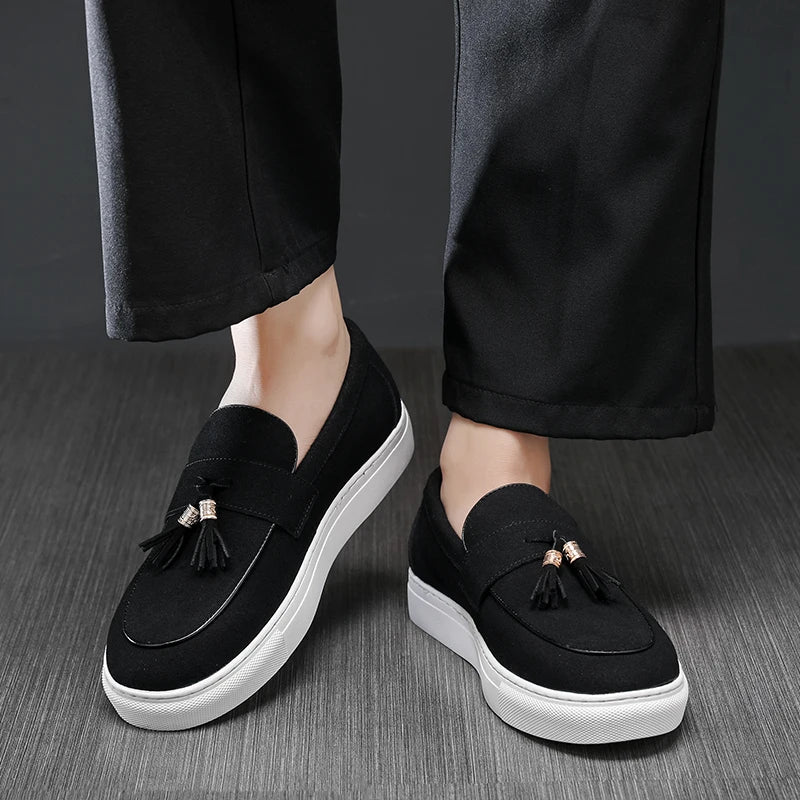Luxury Dress Shoes for Men Comfy Brand Gentleman Tasseled Loafers Outdoor Shoes Leisure Walk Male Moccasins Suede Leather Man