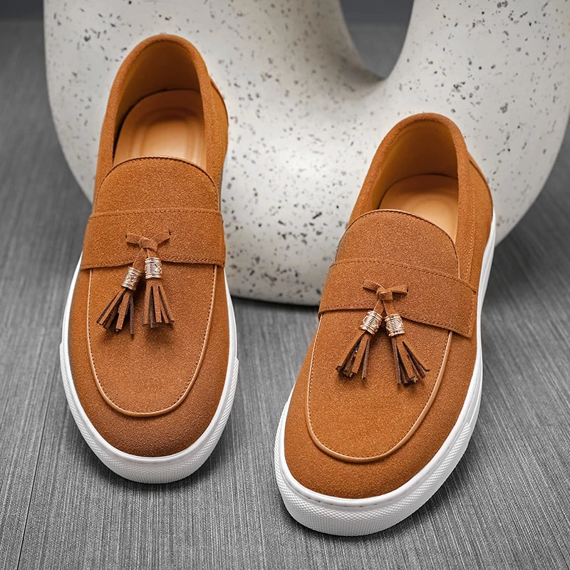 Luxury Dress Shoes for Men Comfy Brand Gentleman Tasseled Loafers Outdoor Shoes Leisure Walk Male Moccasins Suede Leather Man