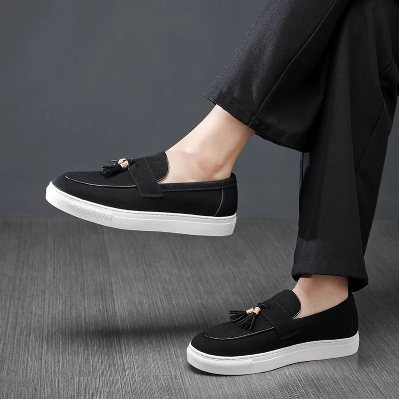 Luxury Dress Shoes for Men Comfy Brand Gentleman Tasseled Loafers Outdoor Shoes Leisure Walk Male Moccasins Suede Leather Man