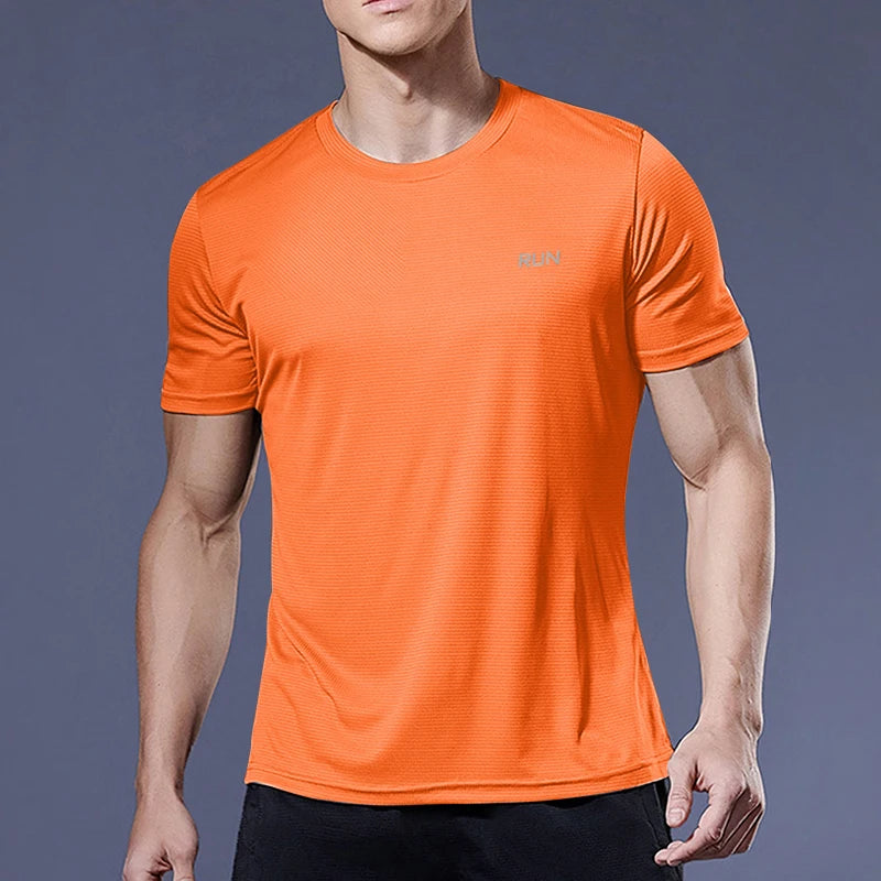 Summer Men Ice Silk t Shirt Short Sleeve t-Shirt Breathable Casual Tops Shirts Quick Dry Running Gym t-Shirts For Men Clothing