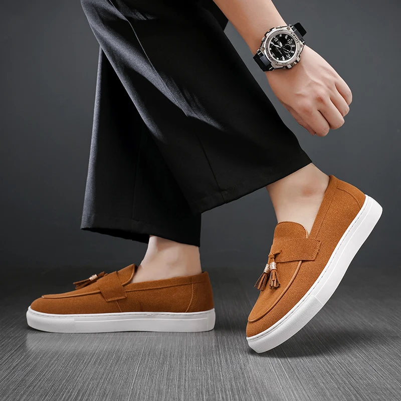 Luxury Dress Shoes for Men Comfy Brand Gentleman Tasseled Loafers Outdoor Shoes Leisure Walk Male Moccasins Suede Leather Man
