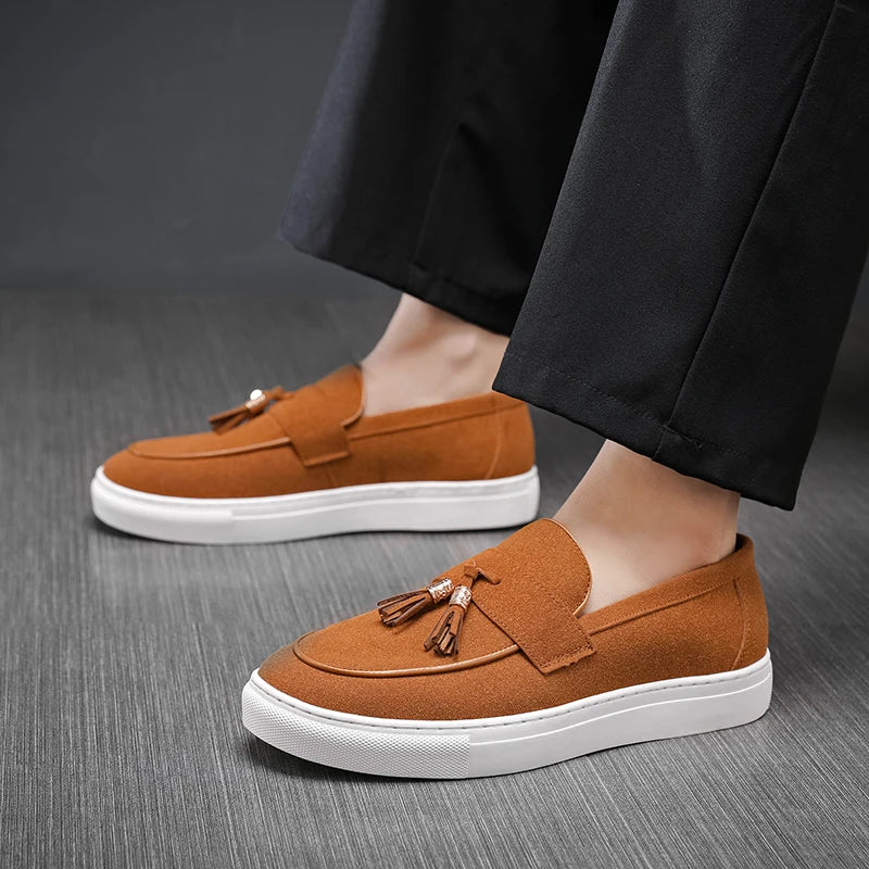 Luxury Dress Shoes for Men Comfy Brand Gentleman Tasseled Loafers Outdoor Shoes Leisure Walk Male Moccasins Suede Leather Man