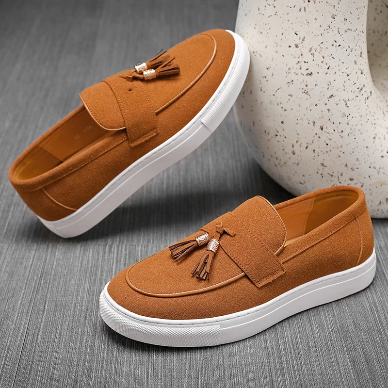 Luxury Dress Shoes for Men Comfy Brand Gentleman Tasseled Loafers Outdoor Shoes Leisure Walk Male Moccasins Suede Leather Man