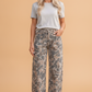 Camouflage Shift Ankle Length Jeans